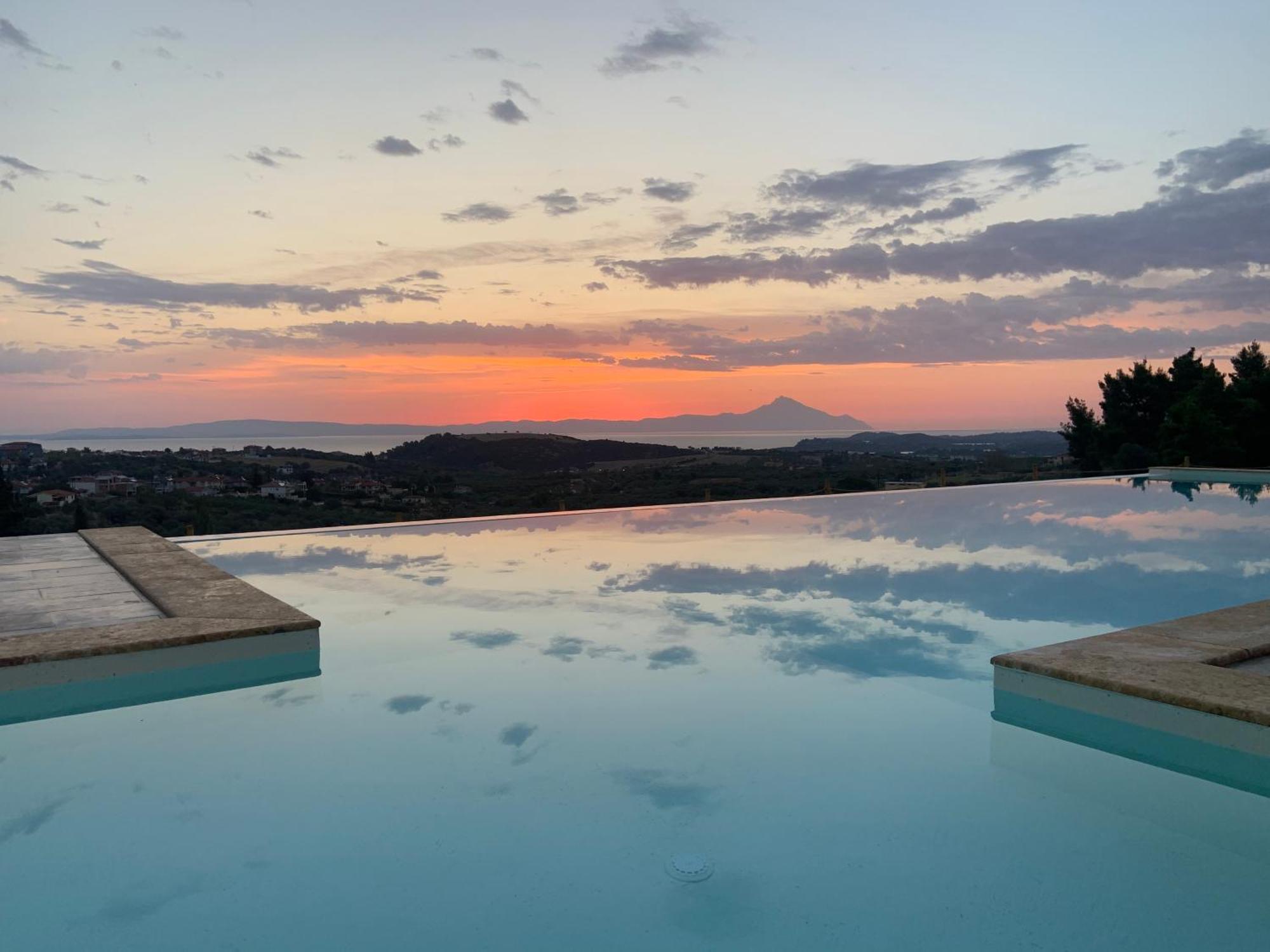 St Nikola Panoramic Suites Halkidiki Ayios Nikolaos Bagian luar foto